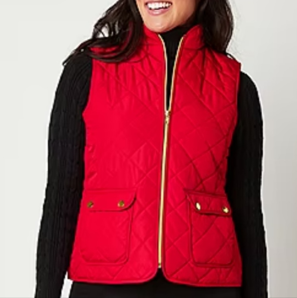 NWOT St John's Bay Red Quilted Vest with Gold Zipper and 2 Front Button Pockets